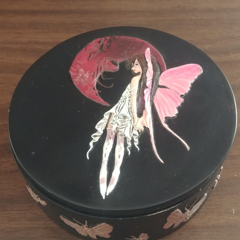 Small fairy accessories storage